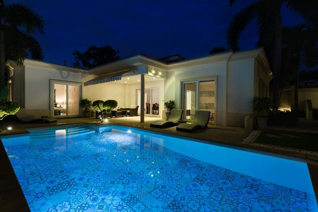 Luxury Pool Villa 3Br 6-8 Persons (Adults Only) Pattaya Exterior photo