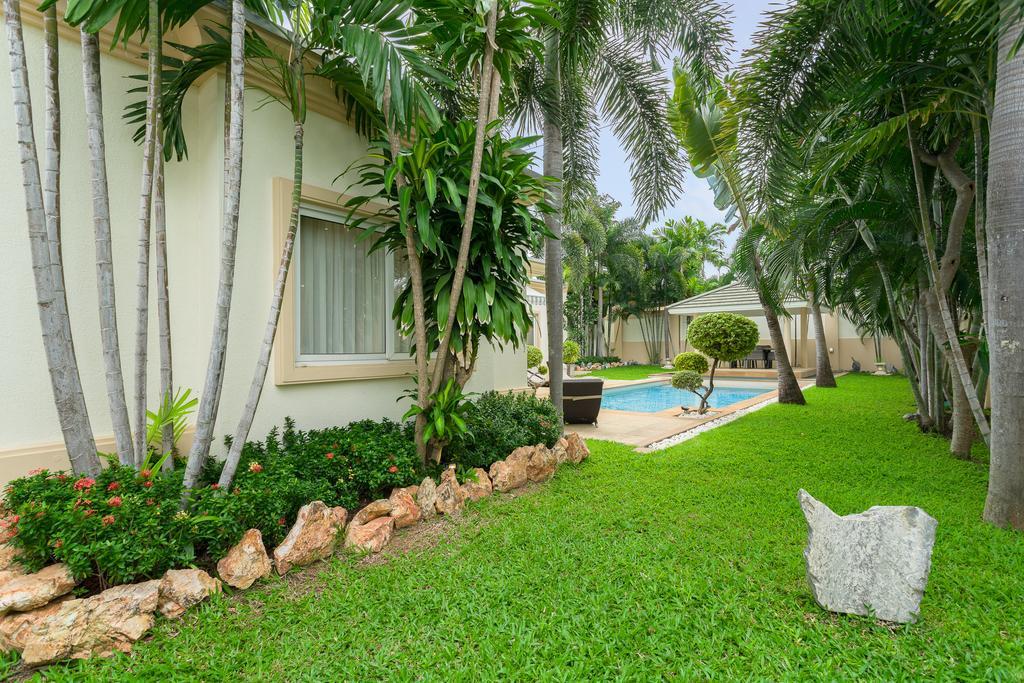 Luxury Pool Villa 3Br 6-8 Persons (Adults Only) Pattaya Exterior photo